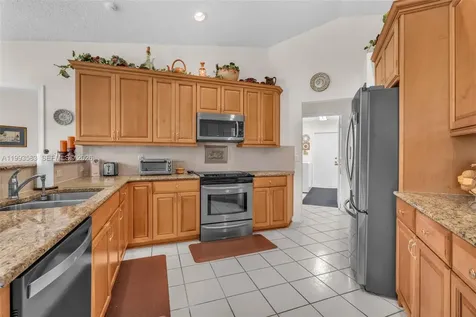 290 Landings Boulevard Weston FL 33327