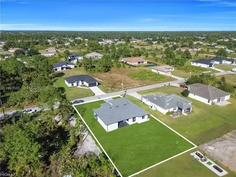 2815 44th Street W Lehigh Acres FL 33971