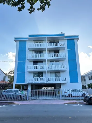 910 Michigan Avenue Miami Beach FL 33139
