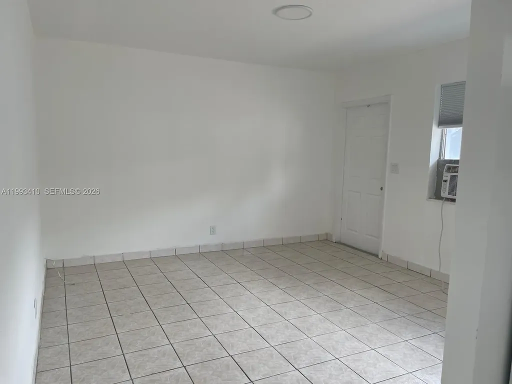 6025 Polk Street Hollywood FL 33024