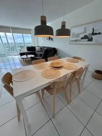 5601 Collins Avenue Miami Beach FL 33140