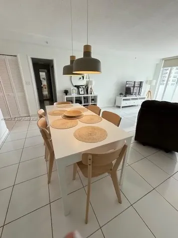 5601 Collins Avenue Miami Beach FL 33140