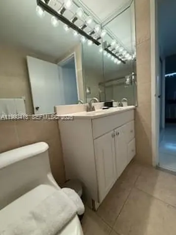 5601 Collins Avenue Miami Beach FL 33140