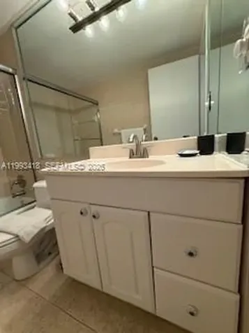 5601 Collins Avenue Miami Beach FL 33140