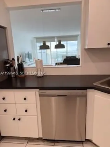 5601 Collins Avenue Miami Beach FL 33140