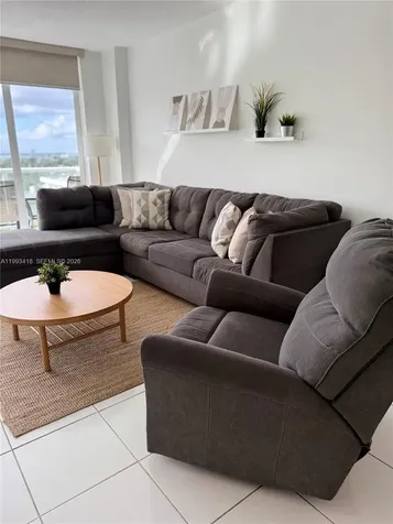 5601 Collins Avenue Miami Beach FL 33140