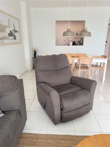 5601 Collins Avenue Miami Beach FL 33140