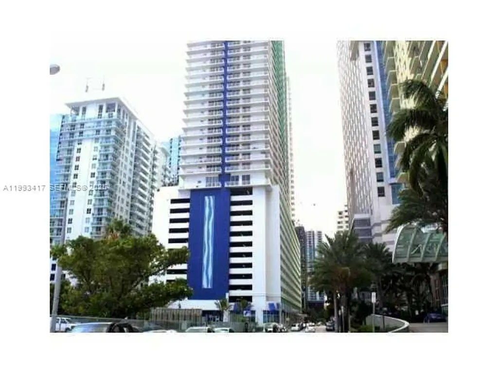 1200 Brickell Bay Drive Miami FL 33131