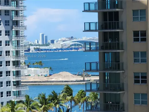 1200 Brickell Bay Drive Miami FL 33131
