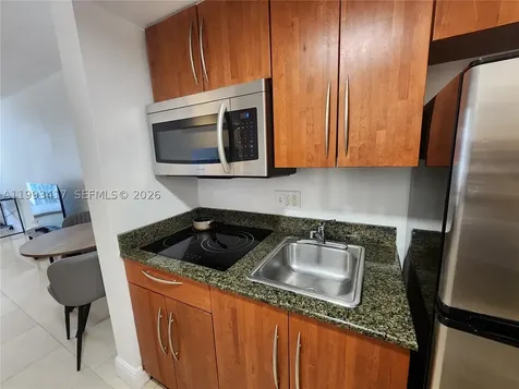 1200 Brickell Bay Drive Miami FL 33131