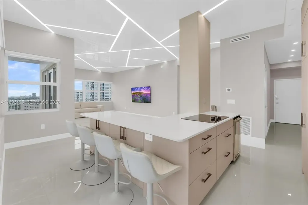 18011 Biscayne Boulevard Aventura FL 33160