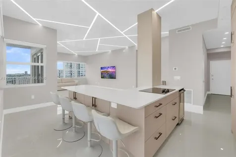 18011 Biscayne Boulevard Aventura FL 33160
