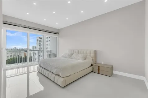 18011 Biscayne Boulevard Aventura FL 33160
