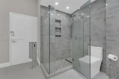18011 Biscayne Boulevard Aventura FL 33160