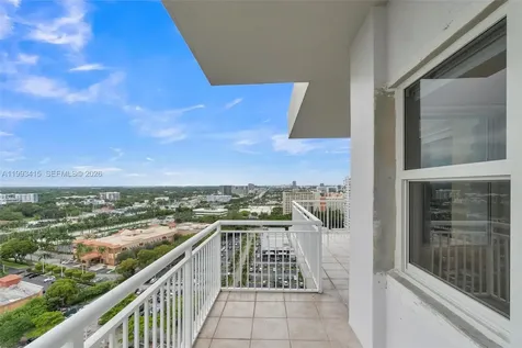 18011 Biscayne Boulevard Aventura FL 33160