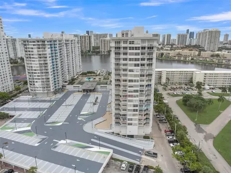 18011 Biscayne Boulevard Aventura FL 33160