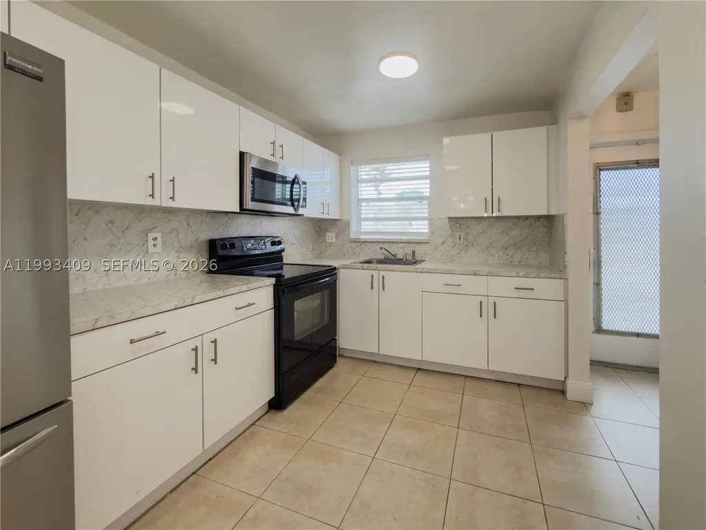 609 S State Road 7 Margate FL 33068