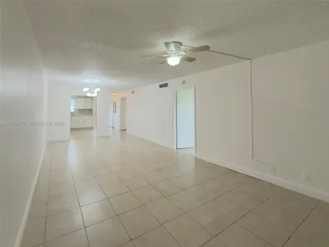 609 S State Road 7 Margate FL 33068