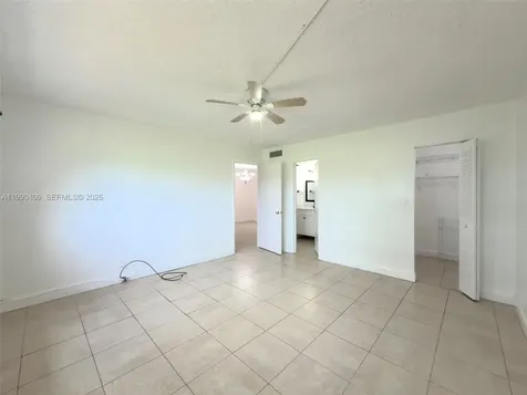 609 S State Road 7 Margate FL 33068