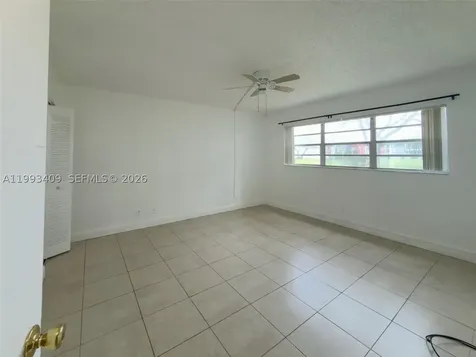 609 S State Road 7 Margate FL 33068