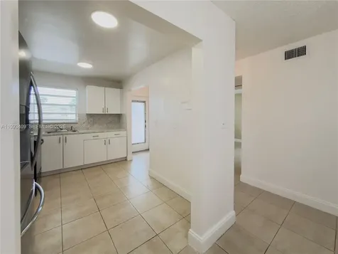 609 S State Road 7 Margate FL 33068