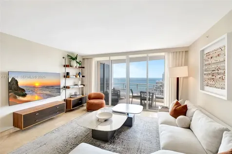 848 Brickell Key Drive Miami FL 33131