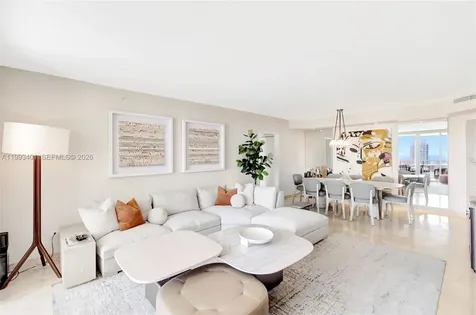 848 Brickell Key Drive Miami FL 33131