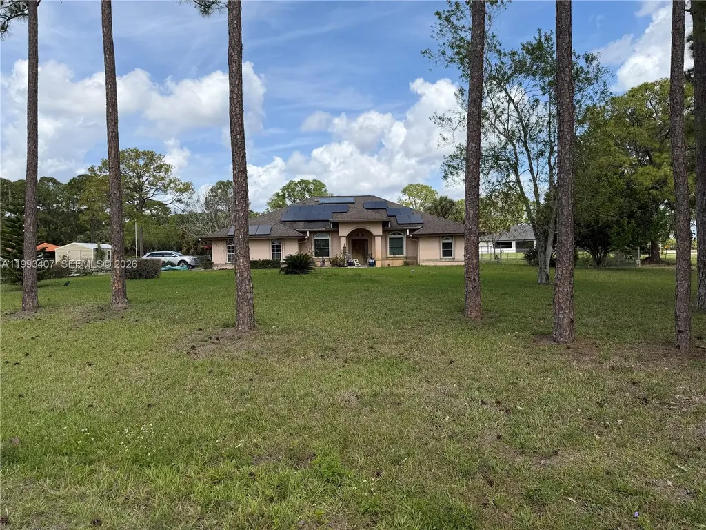 9765 Apache Boulevard West Palm Beach FL 33412