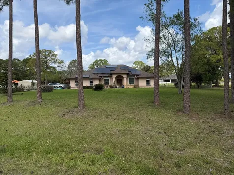 9765 Apache Boulevard West Palm Beach FL 33412