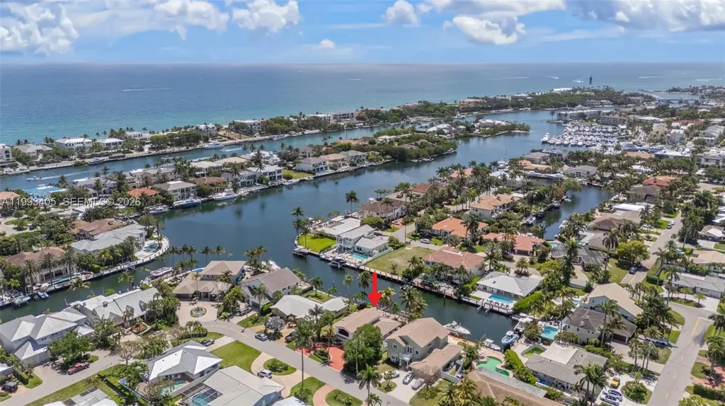 2858 NE 33rd Street Lighthouse Point FL 33064