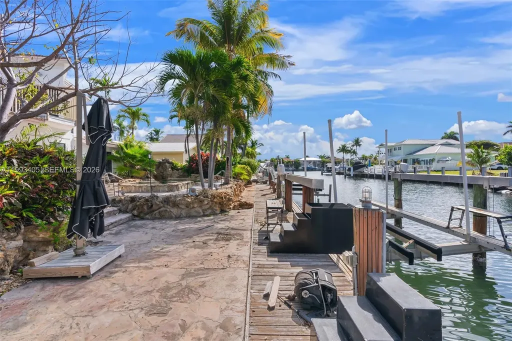 2858 NE 33rd Street Lighthouse Point FL 33064