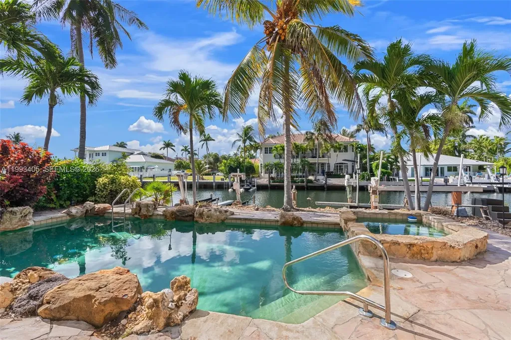 2858 NE 33rd Street Lighthouse Point FL 33064