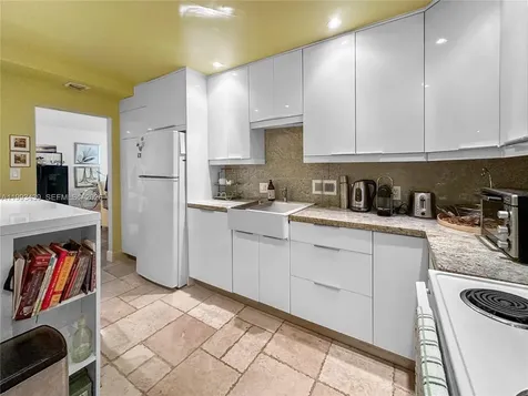 10185 Collins Avenue Bal Harbour FL 33154