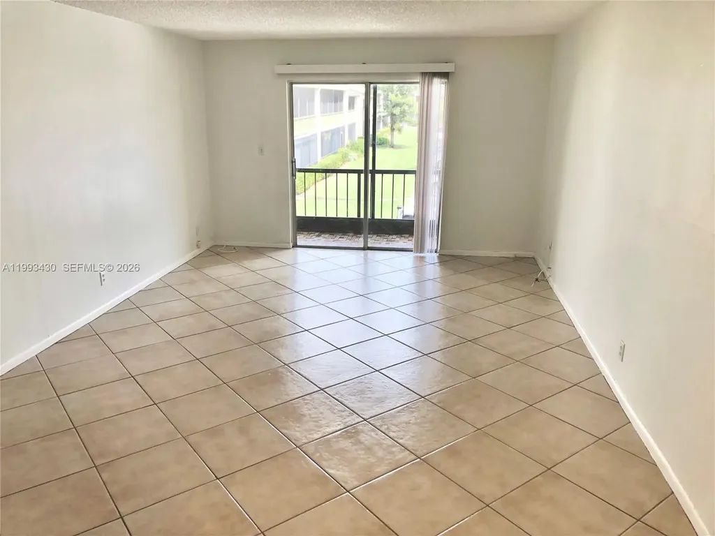 4118 NW 88th Avenue Coral Springs FL 33065