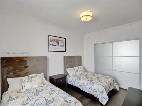 17875 Collins Avenue Sunny Isles Beach FL 33160