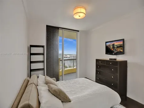 17875 Collins Avenue Sunny Isles Beach FL 33160