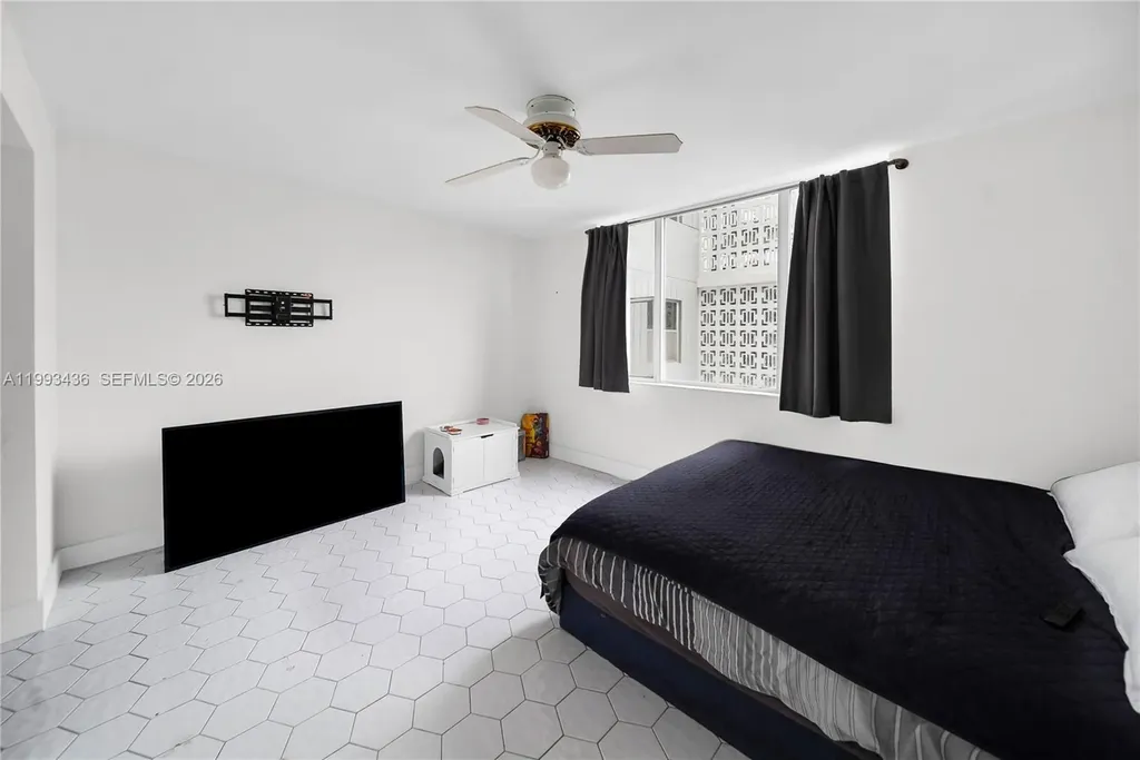 3800 Hillcrest Drive Hollywood FL 33021