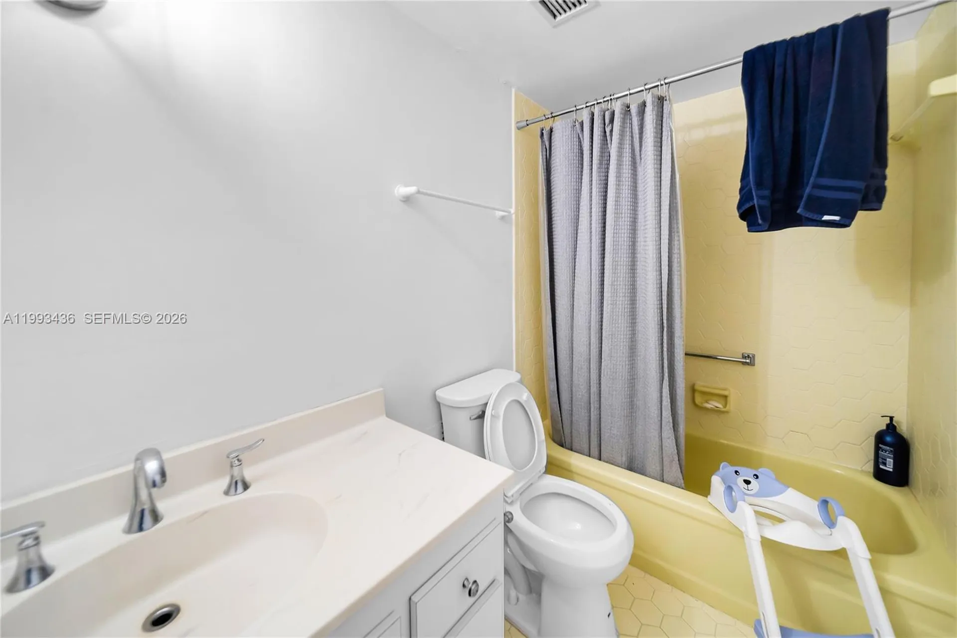 3800 Hillcrest Drive Hollywood FL 33021