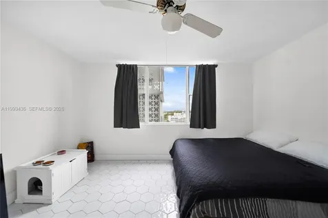 3800 Hillcrest Drive Hollywood FL 33021