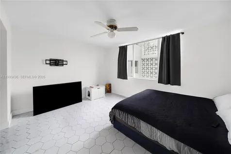 3800 Hillcrest Drive Hollywood FL 33021