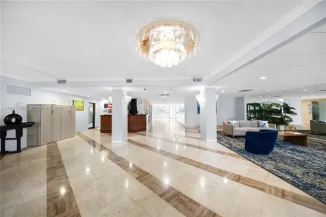 3800 Hillcrest Drive Hollywood FL 33021
