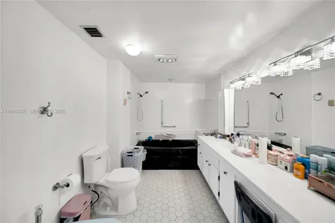 3800 Hillcrest Drive Hollywood FL 33021