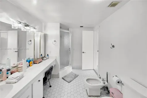 3800 Hillcrest Drive Hollywood FL 33021