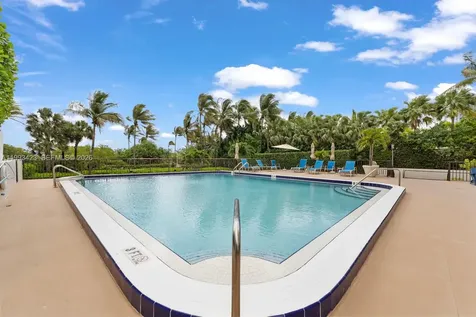 1623 Collins Avenue Miami Beach FL 33139