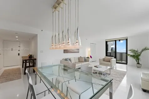 1623 Collins Avenue Miami Beach FL 33139