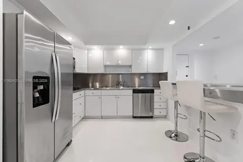 1623 Collins Avenue Miami Beach FL 33139