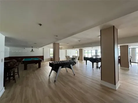 10185 Collins Avenue Bal Harbour FL 33154