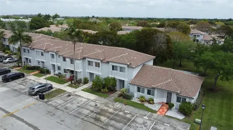 719 NW 208th Way Pembroke Pines FL 33029