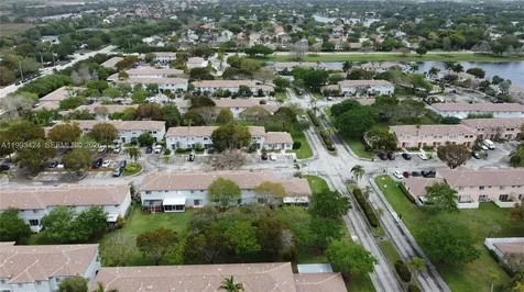 719 NW 208th Way Pembroke Pines FL 33029