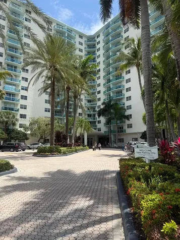 3801 S Ocean Drive Hollywood FL 33019